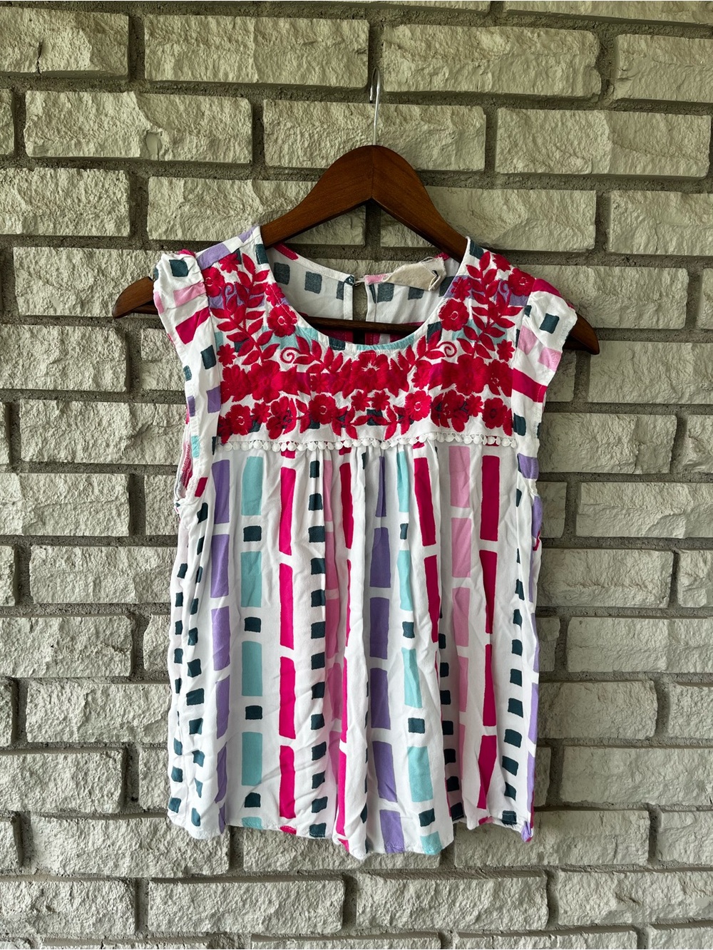 Savannah Jane White Pink Blue Purple Pastel Floral Embroidered Blouse Small